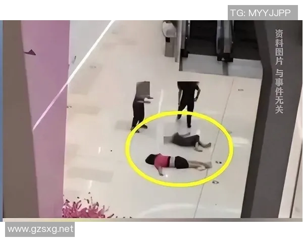 患者跳楼砸中他人致伤,昆明延安医院发生突发悲剧事件(昆明延安医院怎么样是不是私人医院) 患者跳楼砸中他人致伤,昆明延安医院发生突发悲剧事件(昆明延安医院怎么样是不是私人医院)